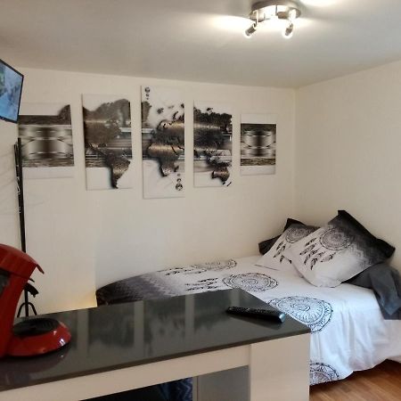 Studio 10 Avec Wifi 리모주 외부 사진
