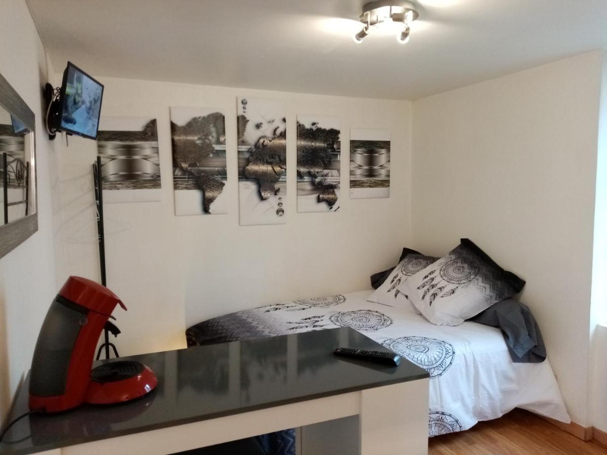 Studio 10 Avec Wifi 리모주 외부 사진